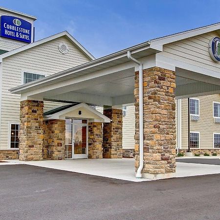 Cobblestone Hotel & Suites Pulaski/Green Bay Екстериор снимка