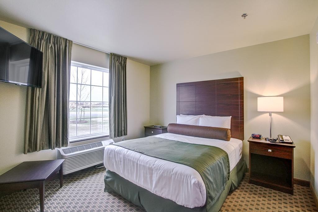 Cobblestone Hotel & Suites Pulaski/Green Bay Екстериор снимка