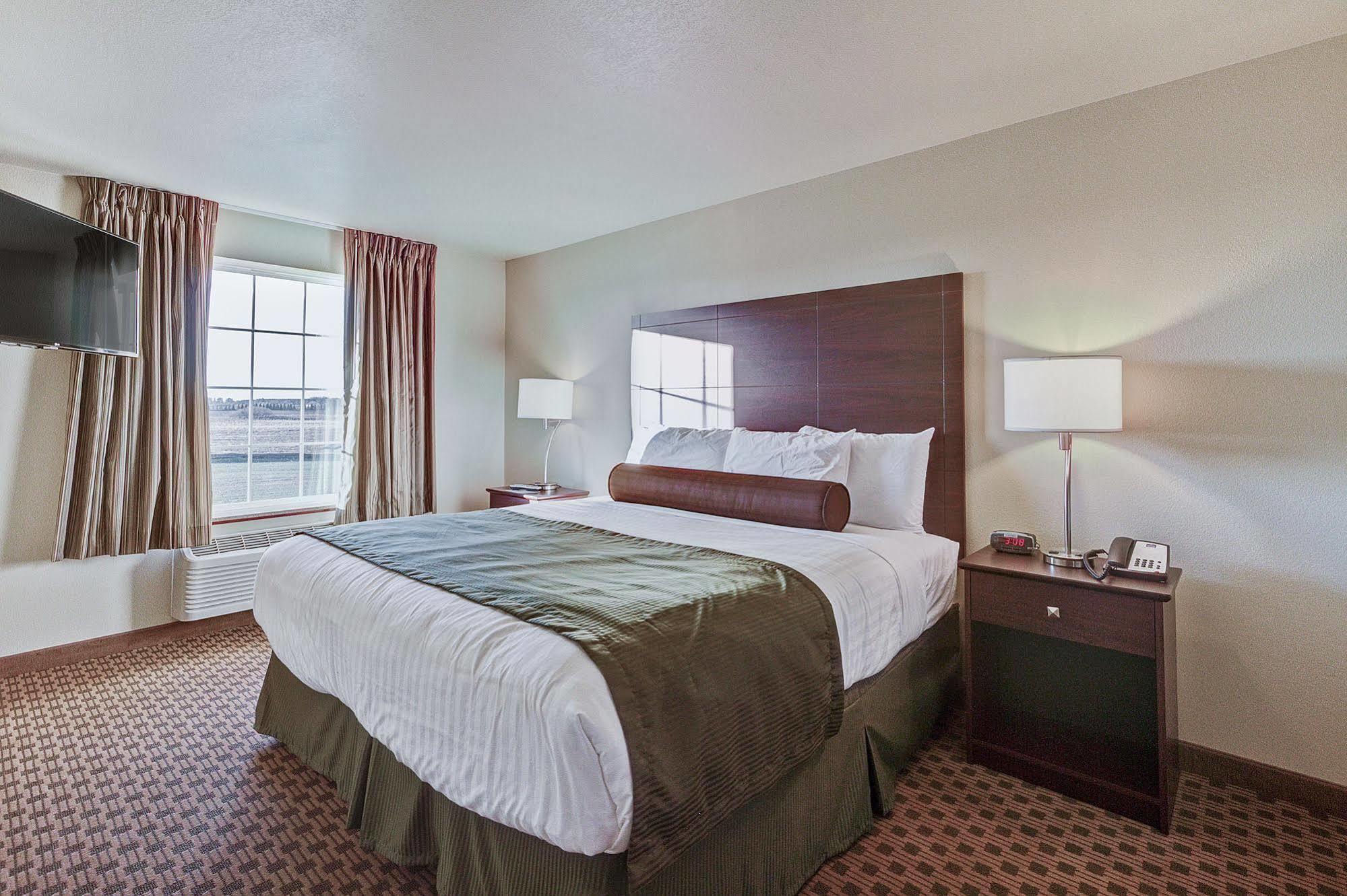 Cobblestone Hotel & Suites Pulaski/Green Bay Екстериор снимка